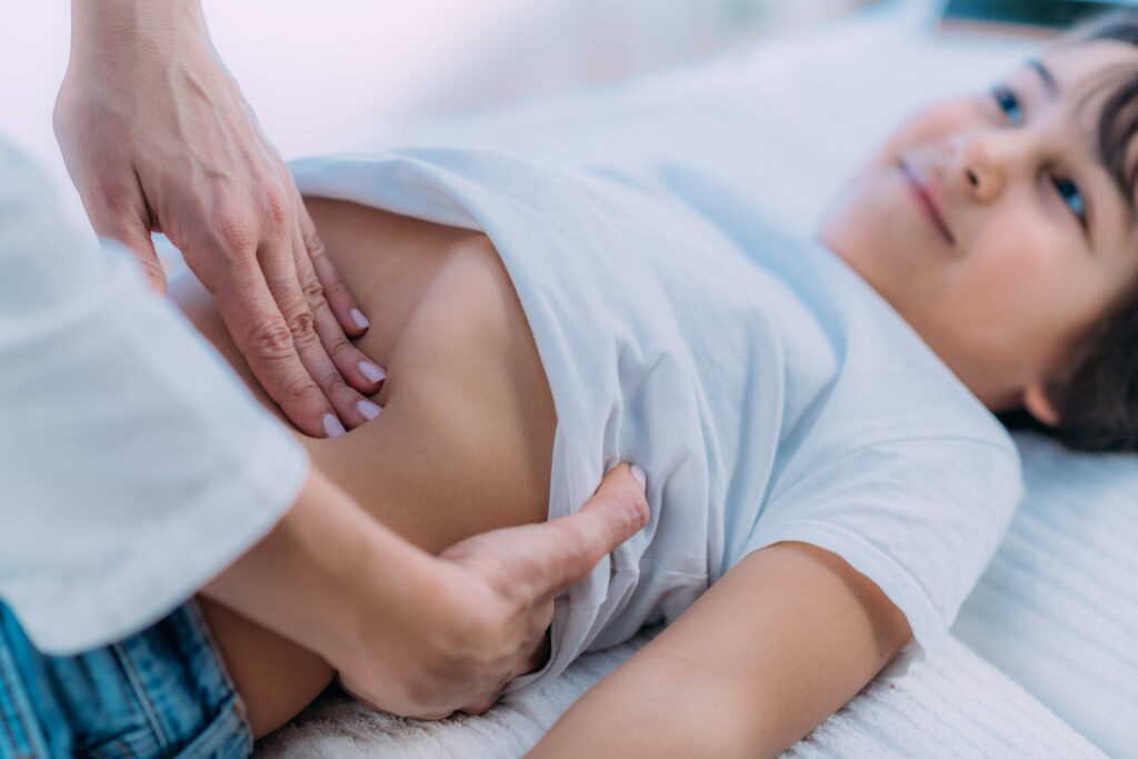 pronto-atendimento-pediatrico Criança no pronto atendimento pediátrico